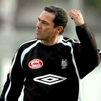 Veja quem s&atilde;o os 5 maiores treinadores da hist&oacute;ria do Santos