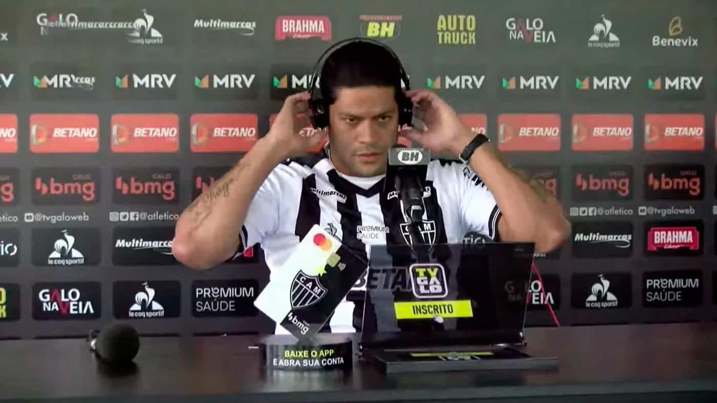 Em sua apresenta&ccedil;&atilde;o no Atl&eacute;tico-MG, Hulk diz que chega para fica na hist&oacute;ria