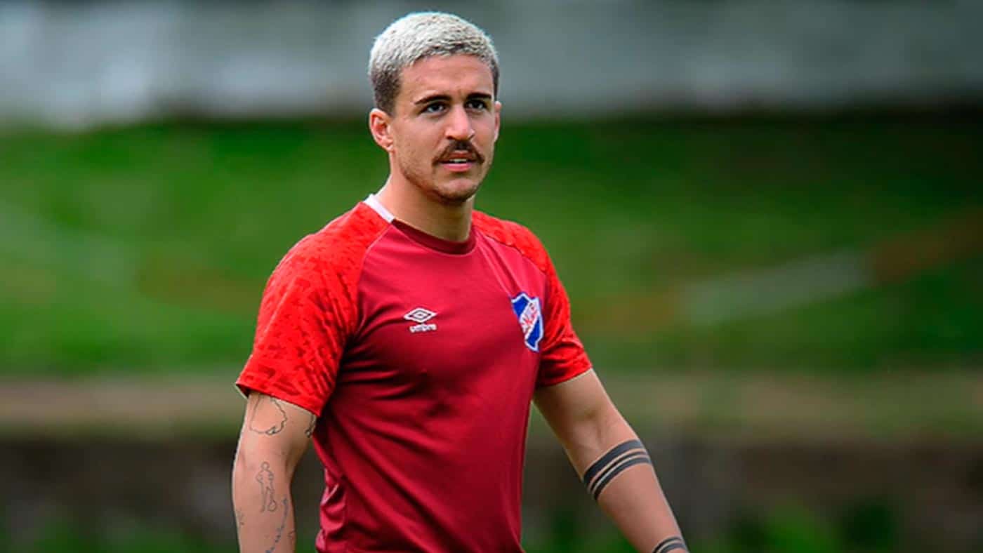 Distante de Rafael Carioca, Gr&ecirc;mio observa Gabriel Neves, do Nacional