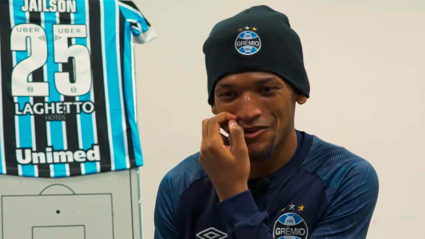 Gr&ecirc;mio espera por aval de clube para fazer proposta por Jailson