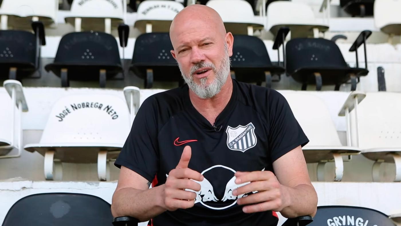 Ant&ocirc;nio Carlos Zago &eacute; demitido do Kashima Antlers, do Jap&atilde;o