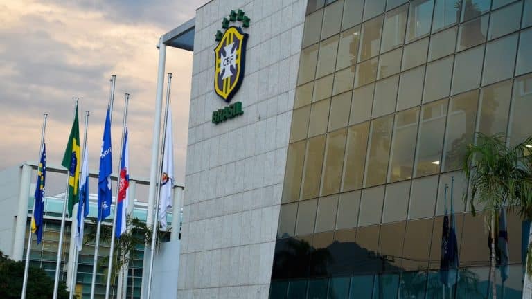 CBF apresenta protocolo para a volta dos torcedores aos est&aacute;dios