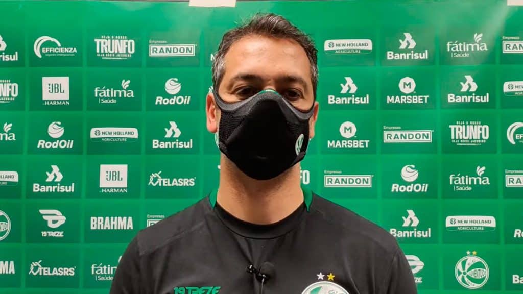 Am&eacute;rica-MG anuncia Marquinhos Santos como seu novo treinador