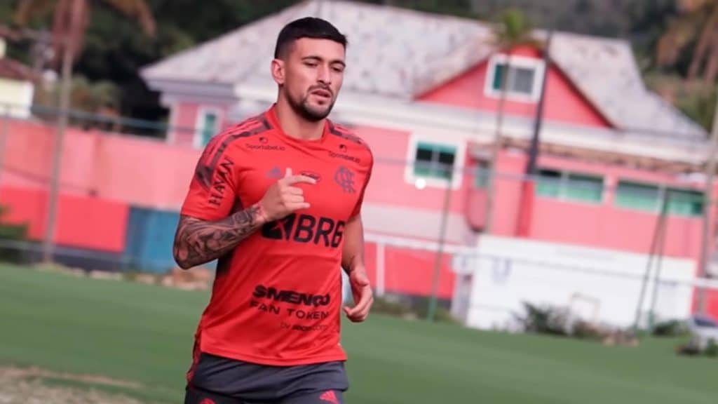Flamengo tem d&uacute;vidas diante do Atl&eacute;tico-MG; Veja as prov&aacute;veis escala&ccedil;&otilde;es
