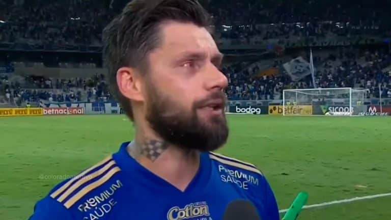 Rafael Sobis anuncia fim da carreira como jogador de futebol profissional