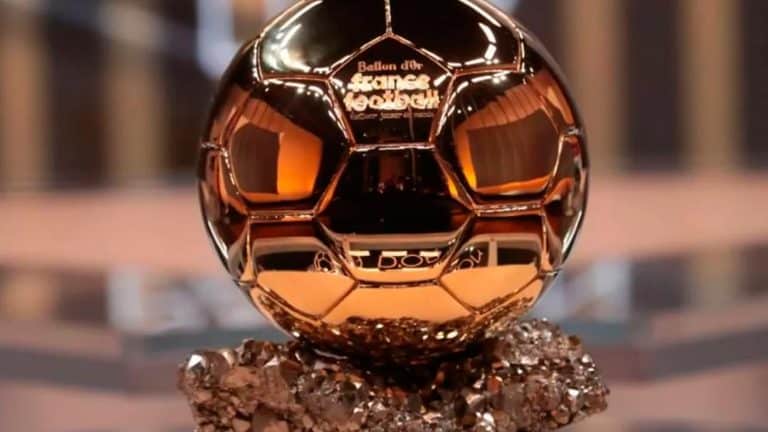 Bola de Ouro 2021: Onde assistir ao vivo e hor&aacute;rio da premia&ccedil;&atilde;o