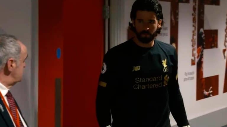 Sem Alisson, FIFA anuncia os finalistas ao pr&ecirc;mio de melhor goleiro de 2021