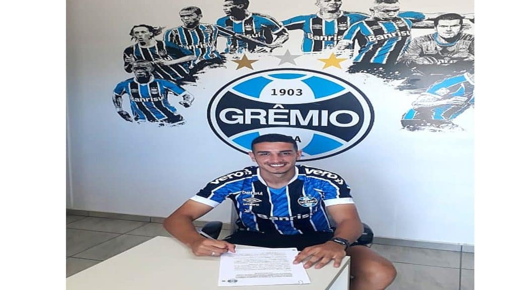 Sa&iacute;da de bola qualificada e meia de origem: conhe&ccedil;a o volante Gaz&atilde;o, do Gr&ecirc;mio