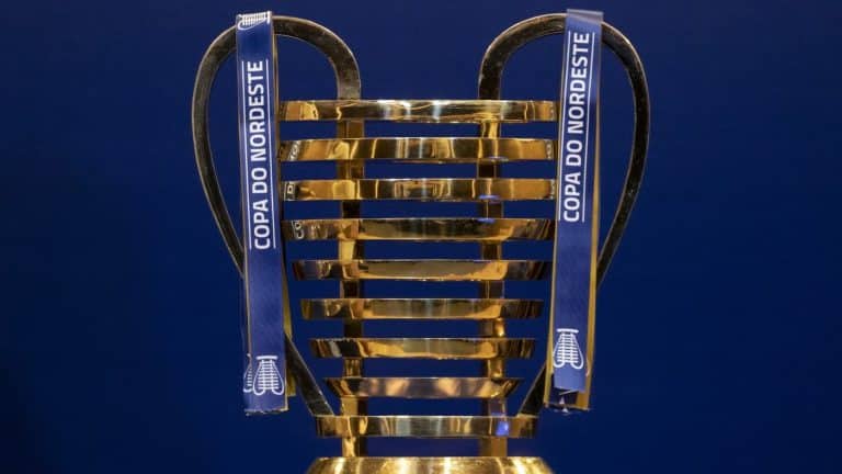 Fortaleza x CRB hoje: Transmiss&atilde;o, hor&aacute;rio e escala&ccedil;&otilde;es