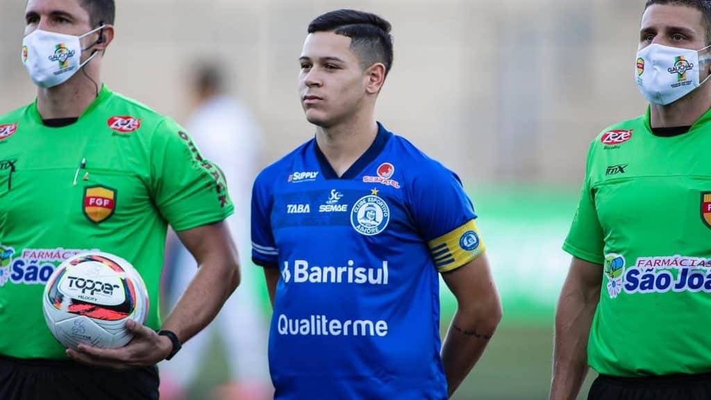 Gr&ecirc;mio acerta renova&ccedil;&atilde;o de contrato com Nat&atilde; Felipe at&eacute; o final de 2023