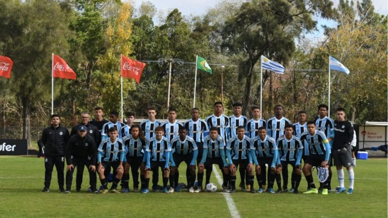 Gr&ecirc;mio inicia Torneio Canteras de Am&eacute;rica sub-17 com goleada sobre o Colo-Colo