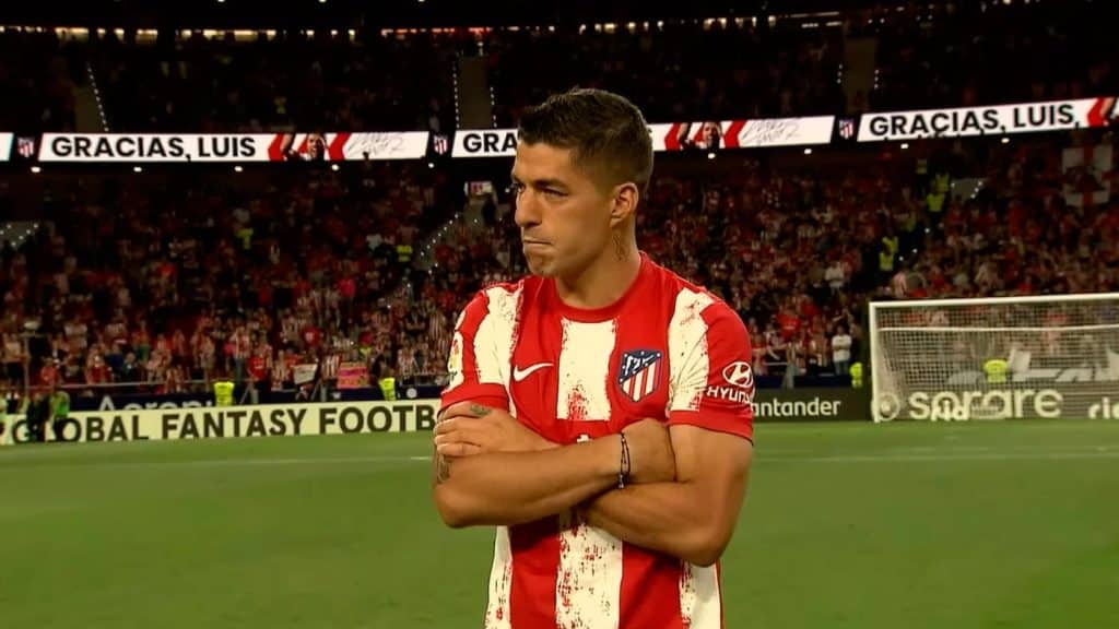 Livre no mercado, Luis Su&aacute;rez fica na mira de clube brasileiros