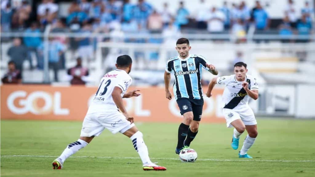 Villasanti &eacute; convocado pelo Paraguai e desfalcar&aacute; o Gr&ecirc;mio em duas rodadas da S&eacute;rie B do Brasileir&atilde;o