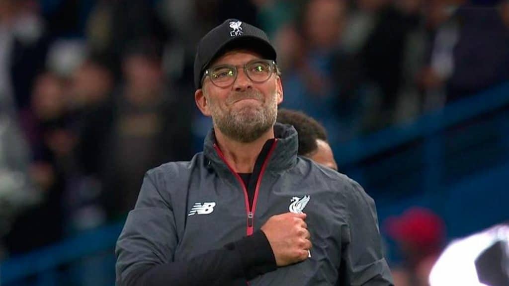 Jurgen Klopp leva o pr&ecirc;mio de melhor treinador da Premier League