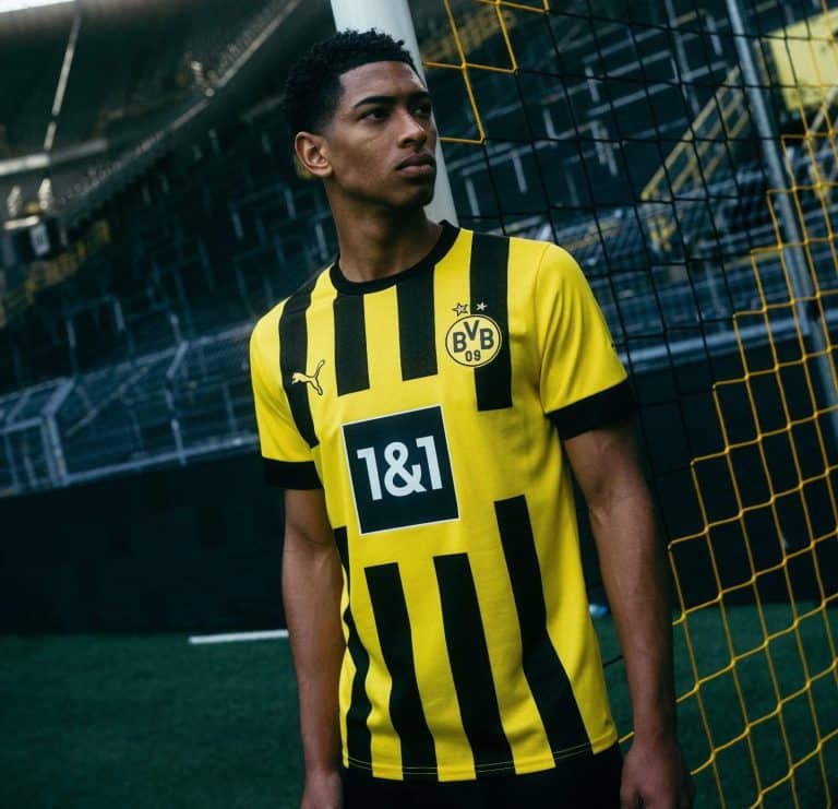 A simplicidade virou tend&ecirc;ncia nas camisas do futebol europeu