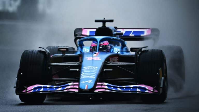 Alonso surpreende e lidera 3&ordm; treino livre no GP do Canad&aacute;