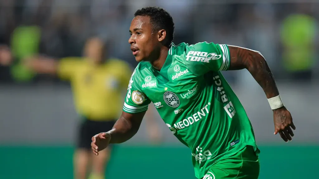 Red Bull Bragantino x Coritiba: onde assistir ao vivo, hor&aacute;rio e escala&ccedil;&otilde;es