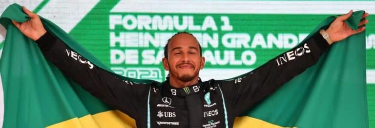 C&acirc;mara concede t&iacute;tulo de cidad&atilde;o honor&aacute;rio do Brasil a Lewis Hamilton