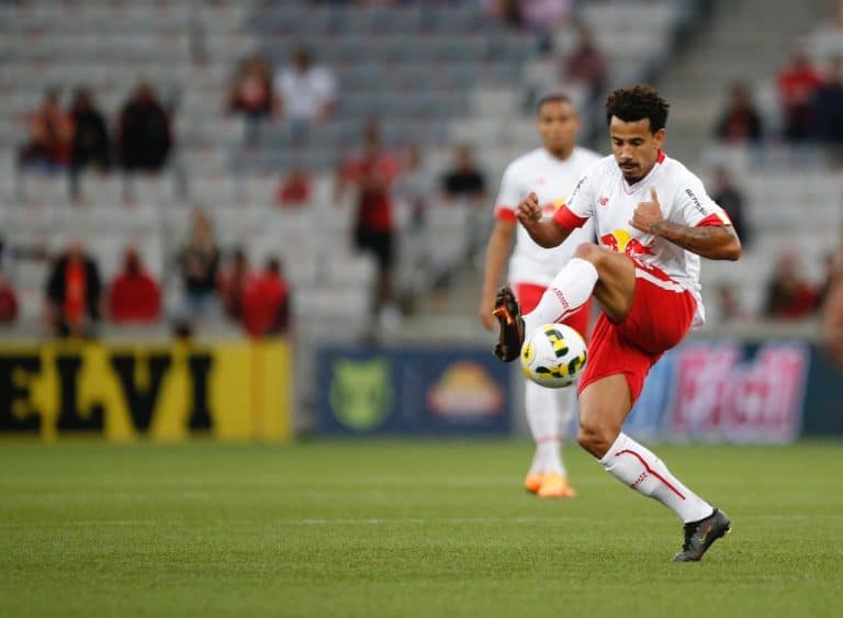 &ldquo;Pecamos no 1&ordm; tempo&rdquo;, v&ecirc; Lucas Evangelista na derrota para o Furac&atilde;o