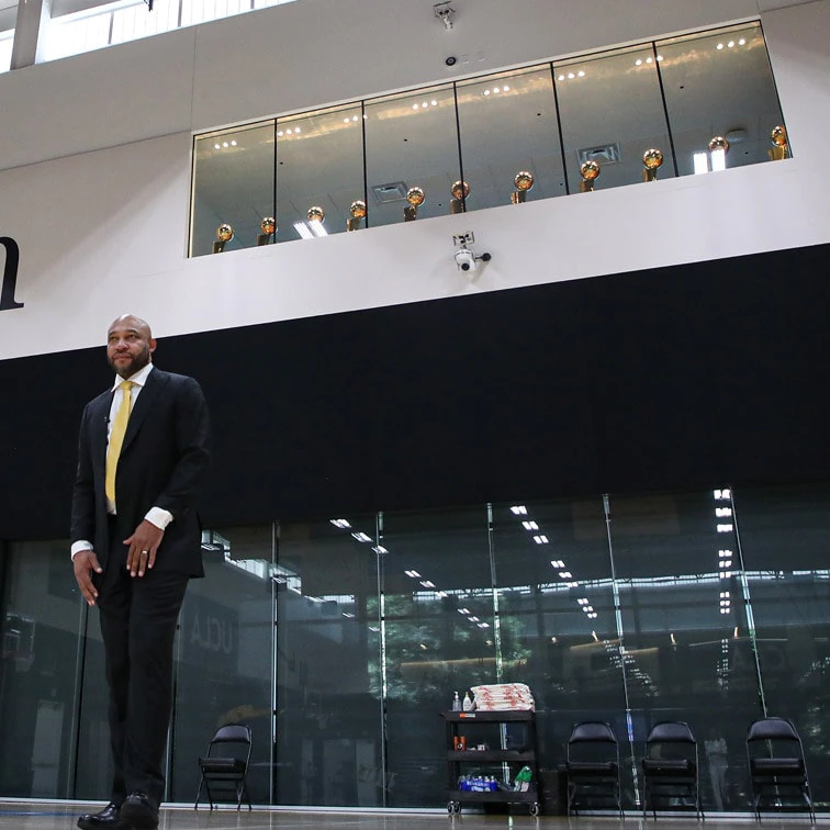 Darvin Ham diz n&atilde;o ter press&atilde;o em ser o novo treinador do Los Angeles Lakers