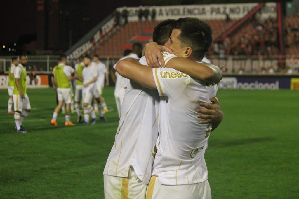 Crici&uacute;ma vence Ituano &ndash; veja os melhores momentos