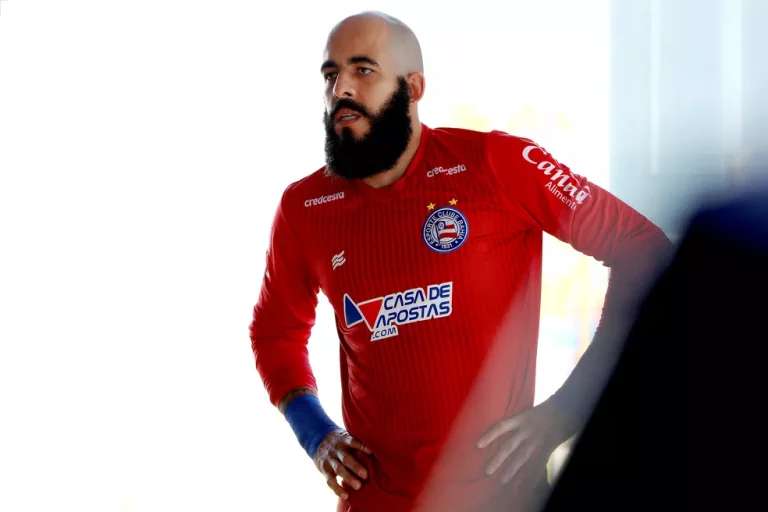 Danilo Fernandes completa um ano de Bahia: &ldquo;um ano de felicidade&rdquo;