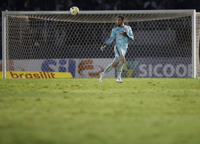 Cleiton diz que RB Bragantino precisa retomar confian&ccedil;a ap&oacute;s momentos conturbados