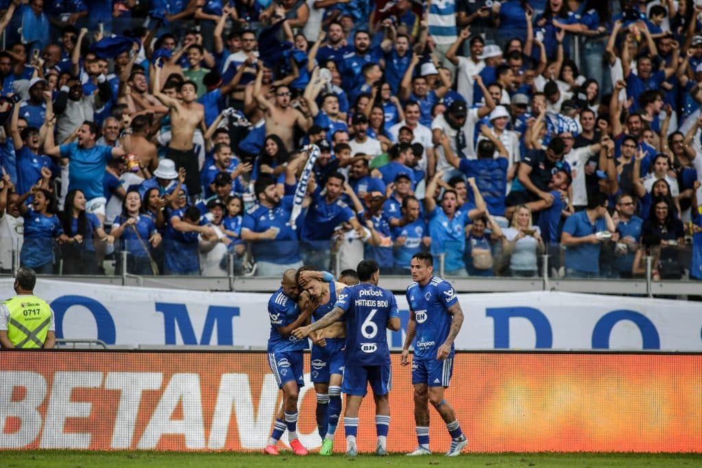 Ap&oacute;s vit&oacute;ria contra o Bahia, Cruzeiro supera 99% de chance de voltar &agrave; S&eacute;rie A