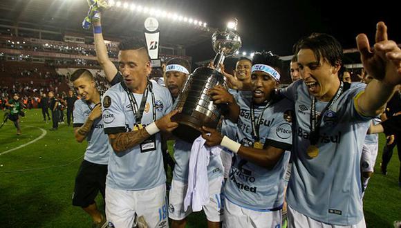 Brusque negocia com atacante campe&atilde;o da Libertadores em 2017
