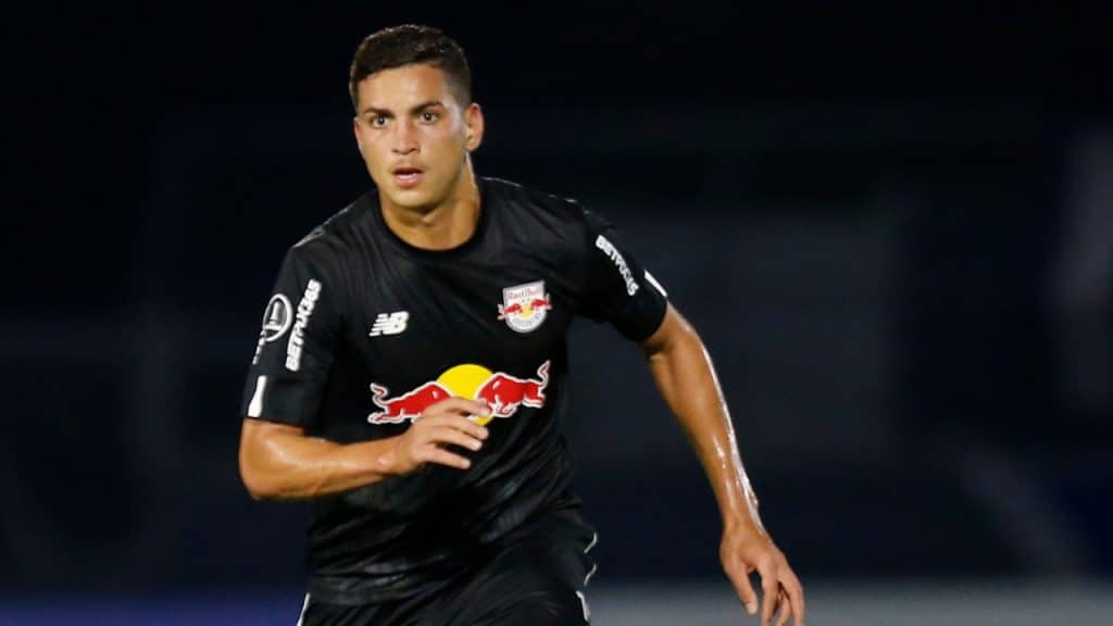 Renan Victor, acusado de ter matado motociclista, recebe liberdade provis&oacute;ria