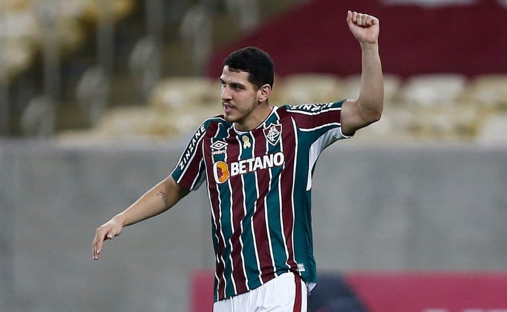 Nino coloca Fluminense na briga pelo t&iacute;tulo do Brasileir&atilde;o