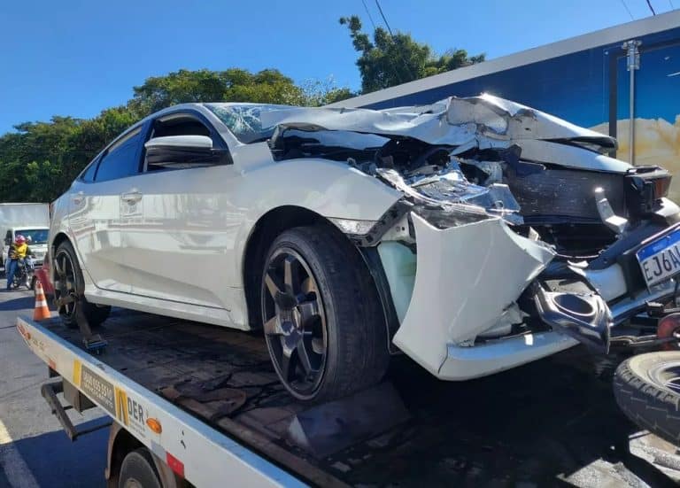 Ve&iacute;culo de Renan acumula mais de 20 multas em menos de um ano