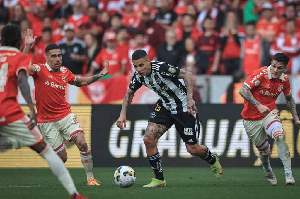 Internacional vence Atl&eacute;tico-MG &ndash; Confira os Melhores Momentos