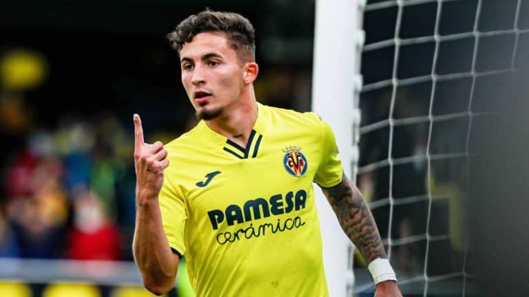 Clubes ingleses disputam Yeremi Pino, pe&ccedil;a importante do Villareal temporada passada
