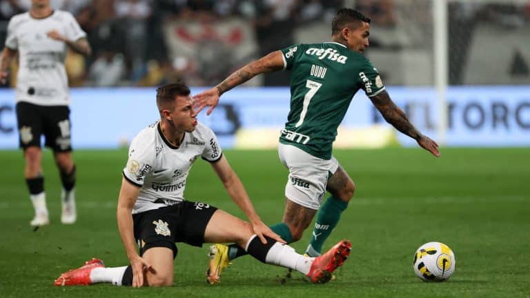 Corinthians perde para o Palmeiras &ndash; veja os melhores momentos