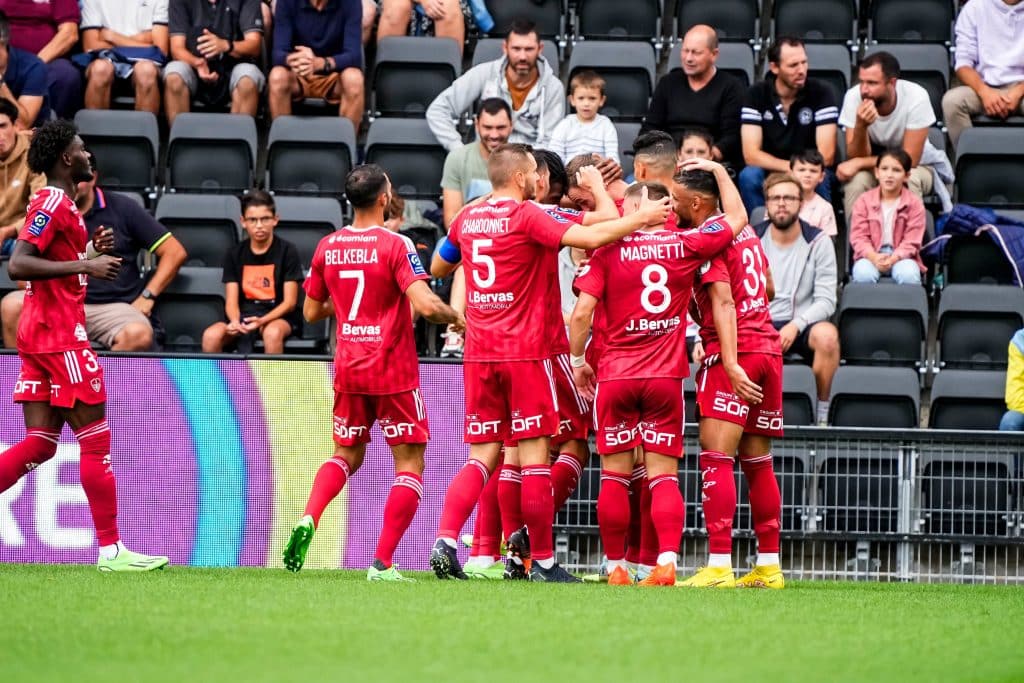 Angers vence Brest: confira os melhores momentos