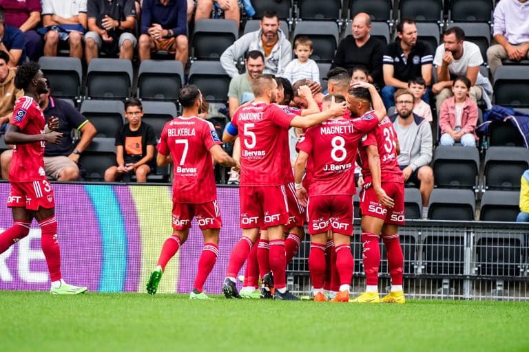 Angers vence Brest: confira os melhores momentos
