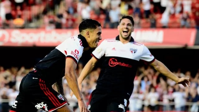 S&atilde;o Paulo goleia o RB Bragantino &ndash; confira os melhores momentos