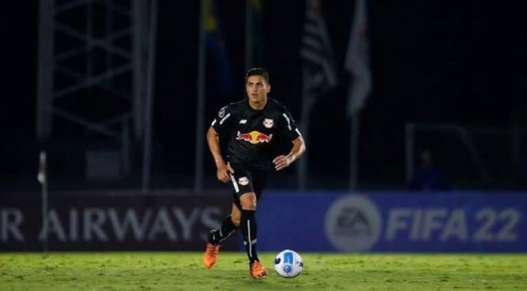 Com o aval da justi&ccedil;a, Renan pode atuar fora do Brasil