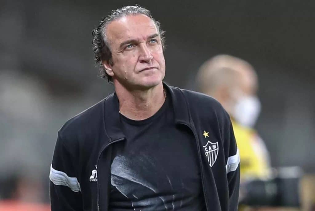 Atl&eacute;tico-MG perde para o Goi&aacute;s e Cuca dispara