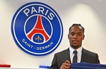 PSG anuncia contrata&ccedil;&atilde;o de Renato Sanches, ex-Lille