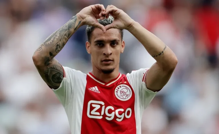 Embora oferta do United rejeitada, Antony pede para n&atilde;o jogar pr&oacute;xima partida do Ajax