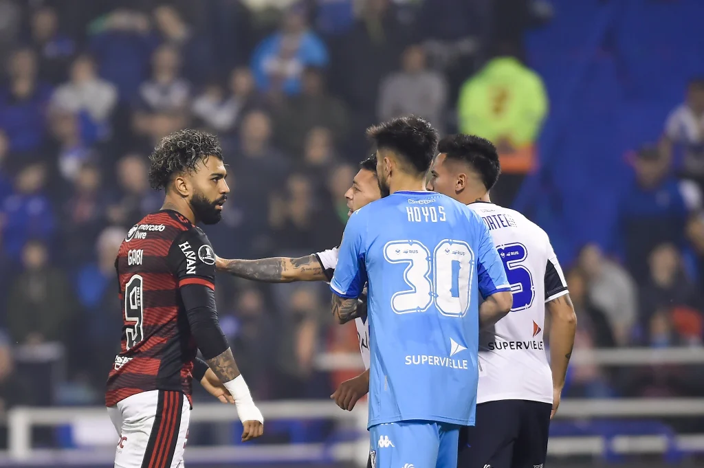 Flamengo x V&eacute;lez: onde assistir ao vivo, hor&aacute;rio e escala&ccedil;&atilde;o