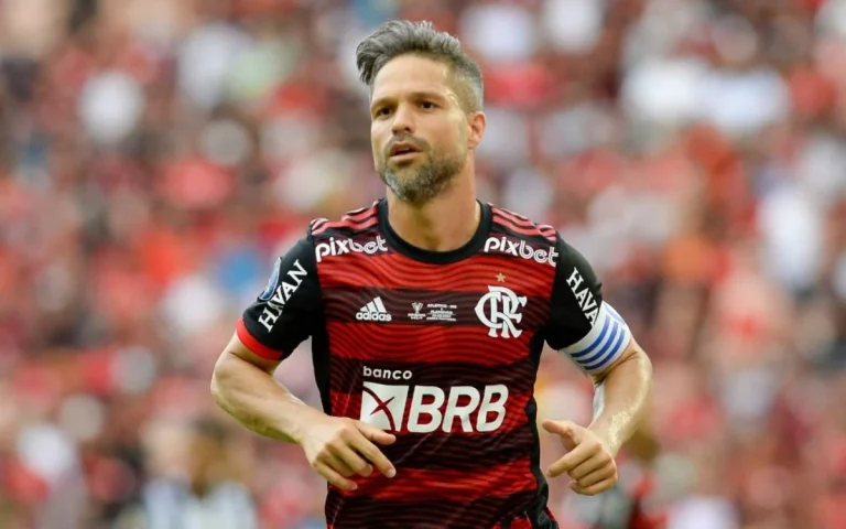 &Uacute;ltima partida de Diego pelo Flamengo ser&aacute; em uma final de Libertadores