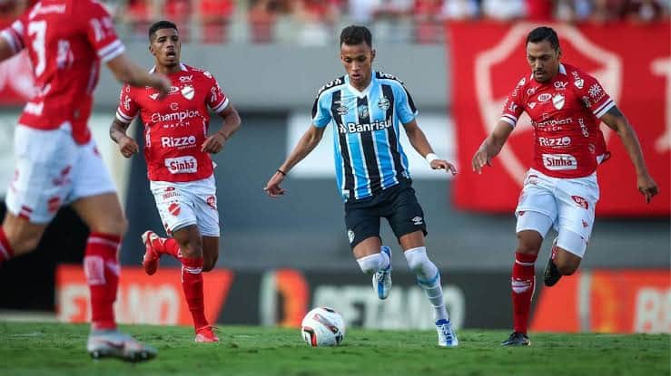 Gr&ecirc;mio derrota o Vila Nova: Confira os melhores momentos