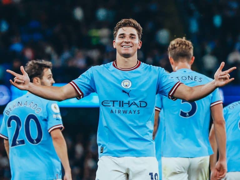 Manchester City goleia Nottingham Forest: Confira os melhores momentos (31/08)
