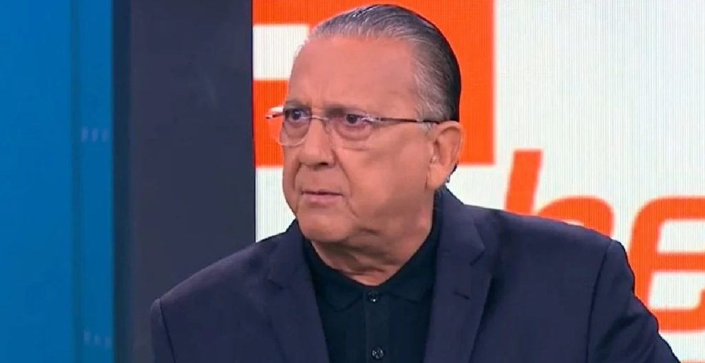 Galv&atilde;o Bueno &ldquo;convoca&rdquo; sele&ccedil;&atilde;o para Copa e deixa estrela de fora