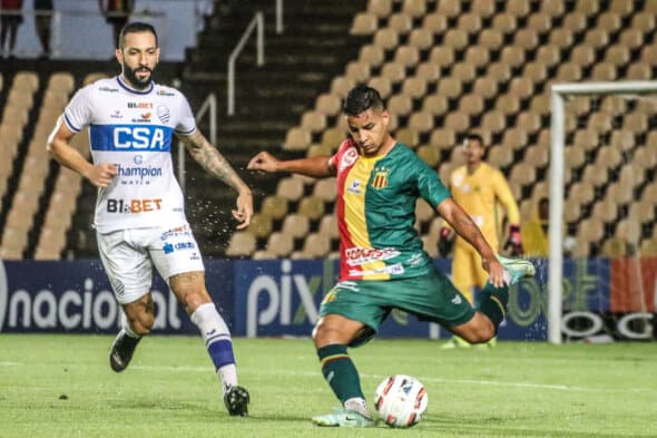 CSA empata com Sampaio Corr&ecirc;a: confira os melhores momentos