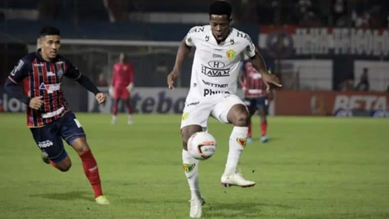 Bahia x Brusque: onde assistir ao vivo, hor&aacute;rio e escala&ccedil;&otilde;es