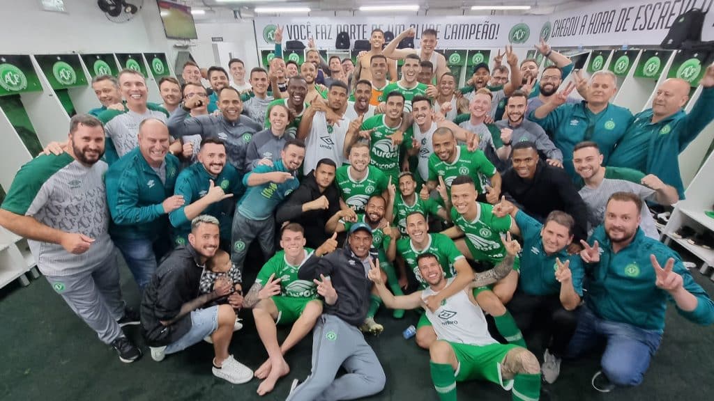 Chapecoense derrota Tombense na Arena Cond&aacute;: confira os melhores momentos
